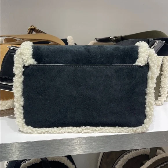 MICHAEL KORS Bradshaw Medium Suede and Faux Shearling Messenger BagBlack NWT